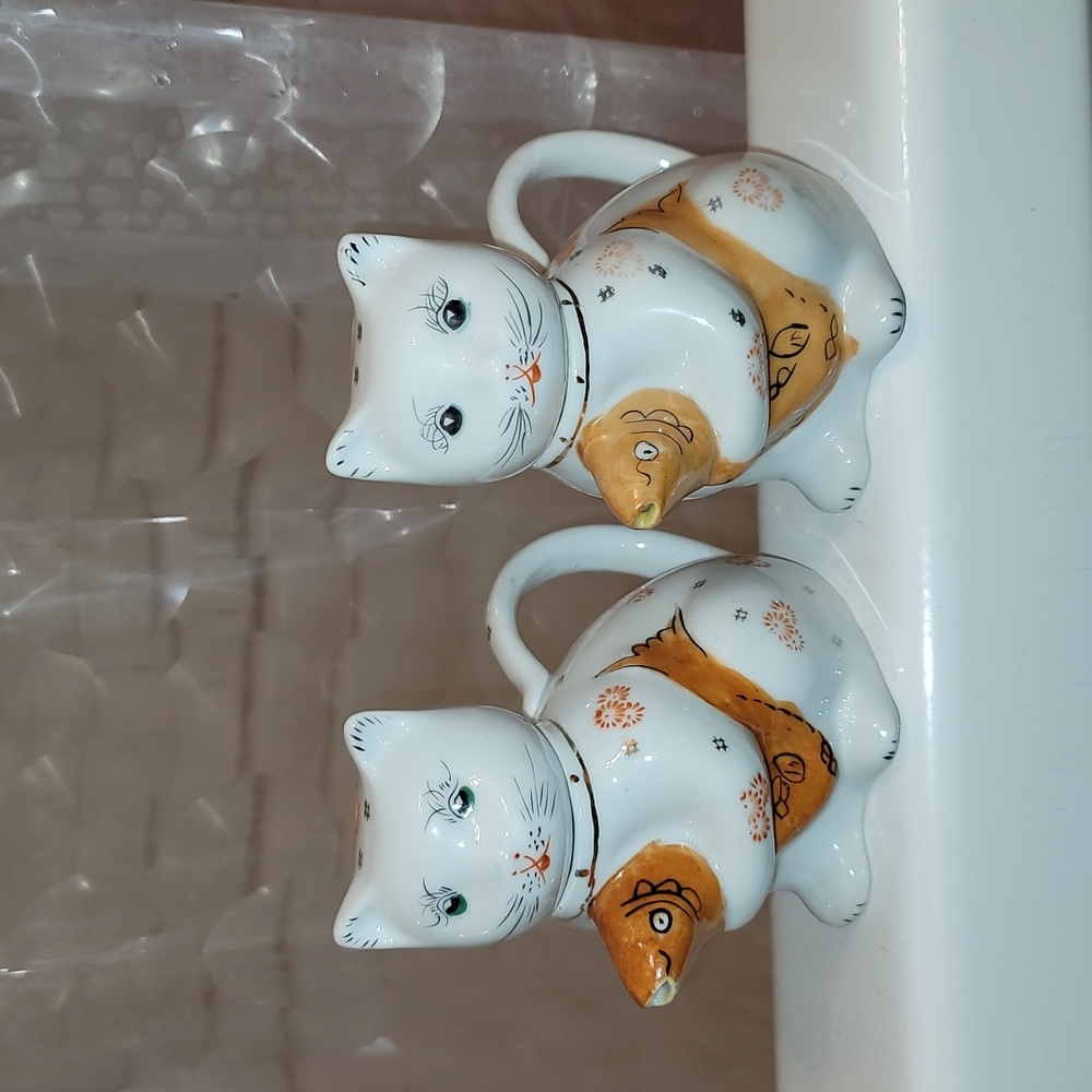 Cat with koi fish porcelain tea pot spout set of two hand painted china 5in tall